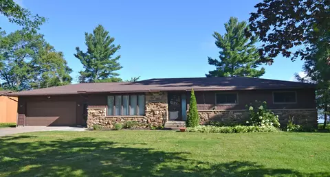 153318 Shoreland Ln, Wausau, WI 54401