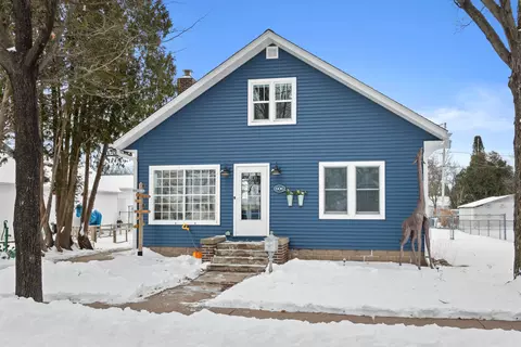 606 7th St, Mosinee, WI 54455