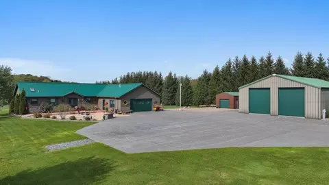 222848 County Rd E, Stratford, WI 54484