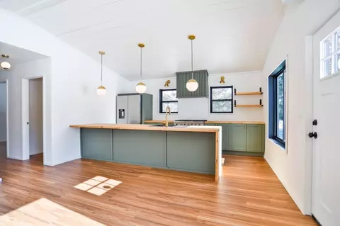 812 S Center Ave, Merrill, WI 54452