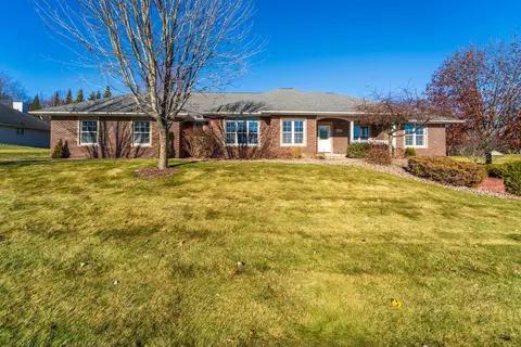 3110 Sandgate Ct, Weston, WI 54476