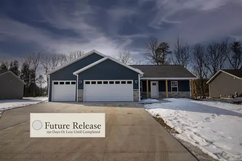 5588 Forest Creek Rd, Stevens Point, WI 54482