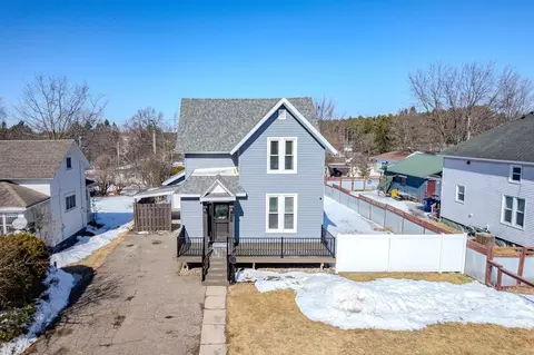 1002 E 7th St, Merrill, WI 54452