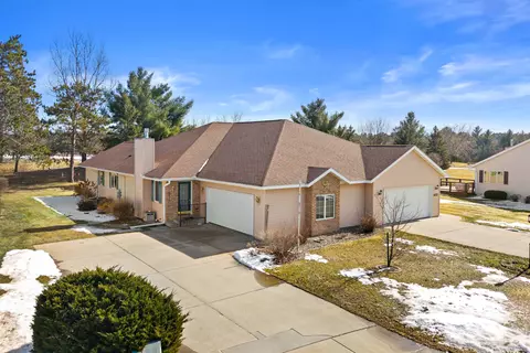 4621 Ridgeview Ct, Wisconsin Rapids, WI 54494