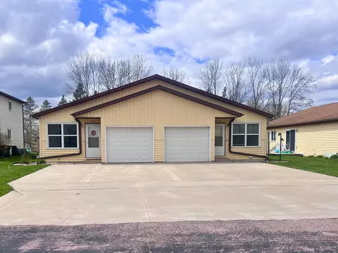 1304-1304 N A N Hume Ave, Marshfield, WI 54449