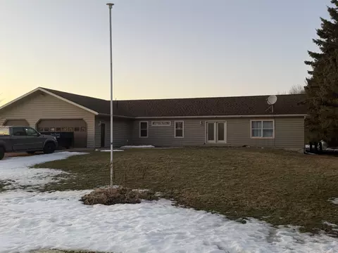 w171 Water Road, Dorchester, WI 54425