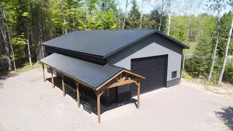 4863 Hilltop Rd, Rhinelander, WI 54501