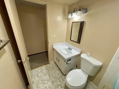 Bath - 325 Maple St, Phillips, WI 54555 photo 3 of 3