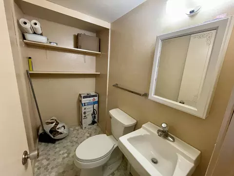 Bath - 325 Maple St, Phillips, WI 54555 photo 1 of 3