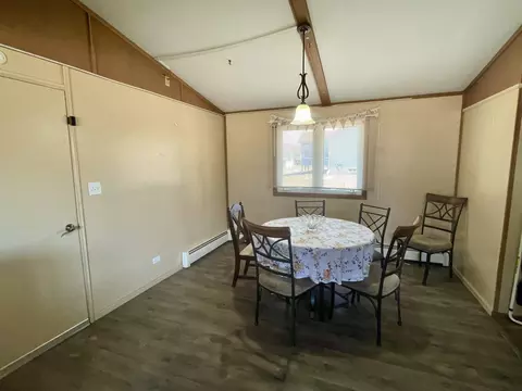 Dining - 325 Maple St, Phillips, WI 54555 photo 2 of 2