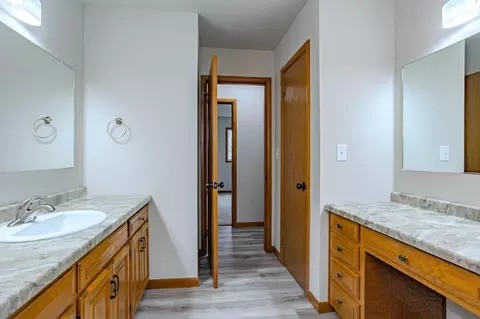 Bath - 2007 Douglas Dr, Schofield, WI 54476 photo 1 of 4