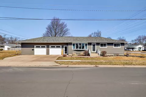 1541 E G St, Wisconsin Rapids, WI 54494