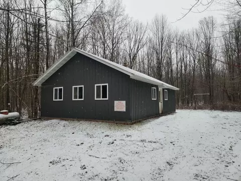 w5010 Hickory Road, Owen, WI 54460