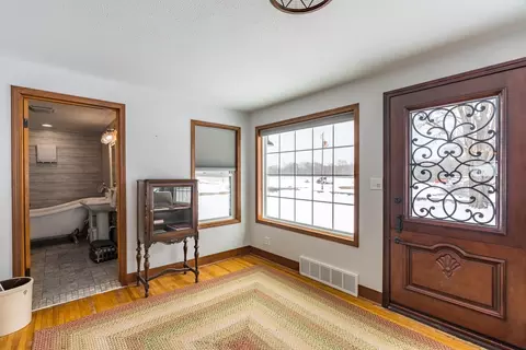 Entry Way - 230352 Eau Claire River Rd, Ringle, WI 54471 photo 2 of 5