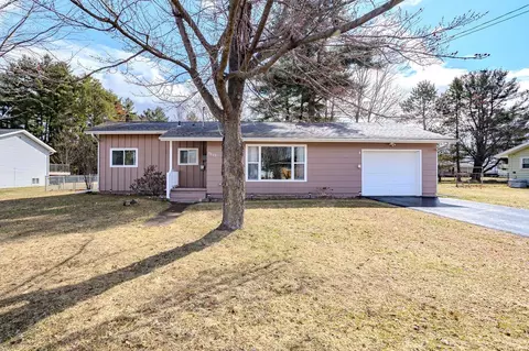 5805 Pine Park St, Weston, WI 54476