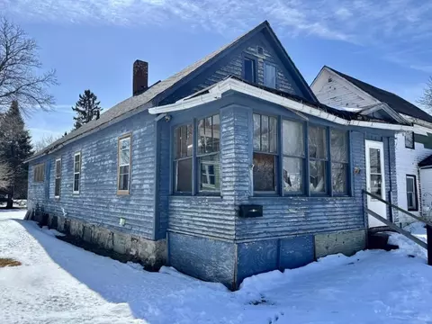 208 E Wisconsin Ave, Tomahawk, WI 54487