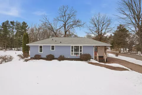 1915 School St, Stevens Point, WI 54481