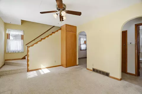 Living - 1113 E 4th St, Marshfield, WI 54449 photo 1 of 4
