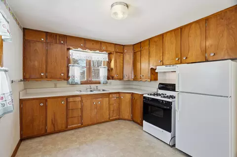 Kitchen - 1113 E 4th St, Marshfield, WI 54449 photo 1 of 2