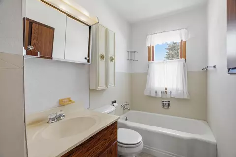 Bath - 1113 E 4th St, Marshfield, WI 54449 photo 1 of 1