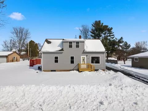 216 S 4th St, Colby, WI 54421