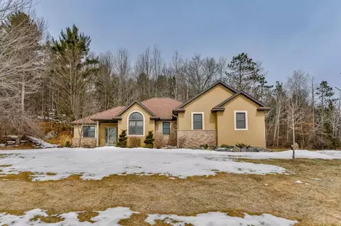 1806 Eagle Valley Ln, Wausau, WI 54403
