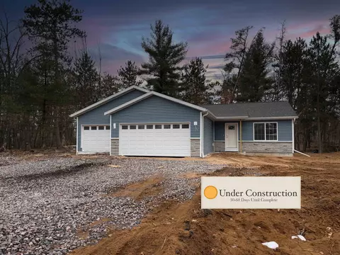 5572 Forest Creek Rd, Stevens Point, WI 54482