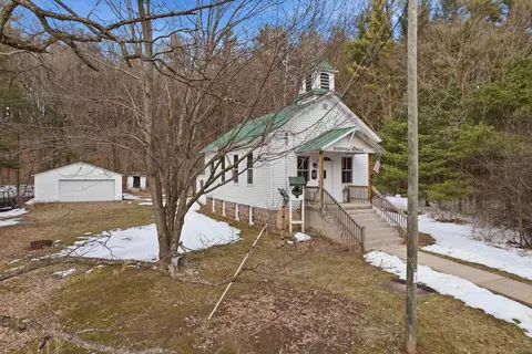 e303 Nottleson Road, Scandinavia, WI 54977
