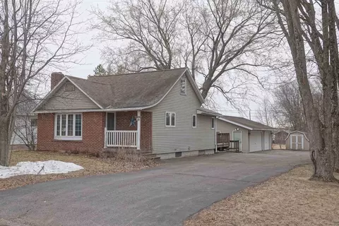 124 N Lincoln, Stetsonville, WI 54480