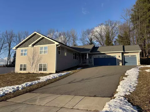 105 S 66th Ave, Wausau, WI 54401