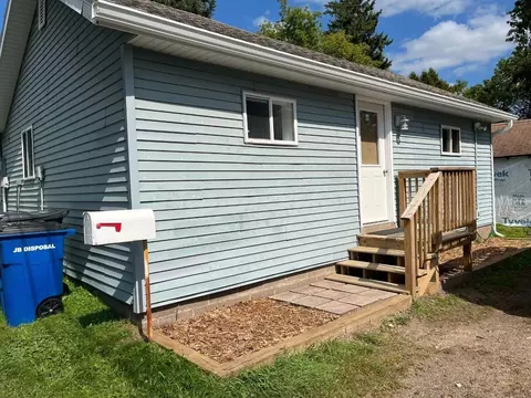 384 Court St, Park Falls, WI 54552