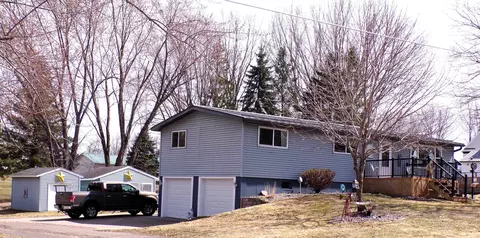 106 N Crocker Ave, Greenwood, WI 54437
