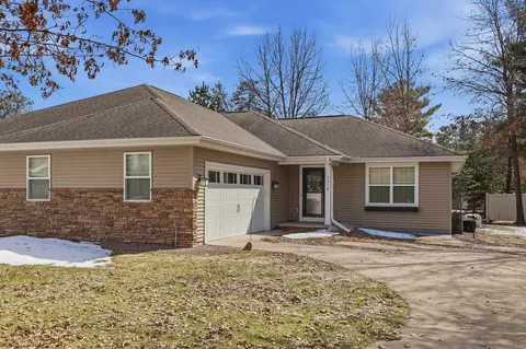 4277 Windsong Pl, Plover, WI 54467