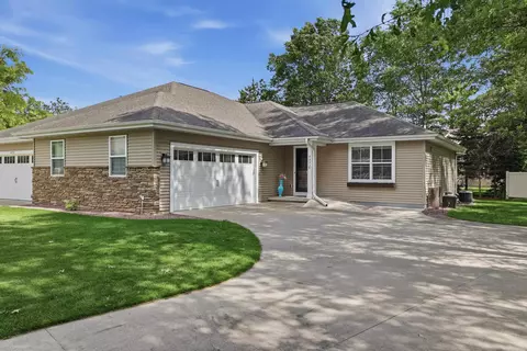 4277 Windsong Pl, Plover, WI 54467