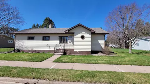 418 Hogan St, Antigo, WI 54409