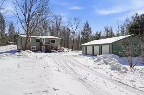 5010 N Castle Dr, Medford, WI 54451
