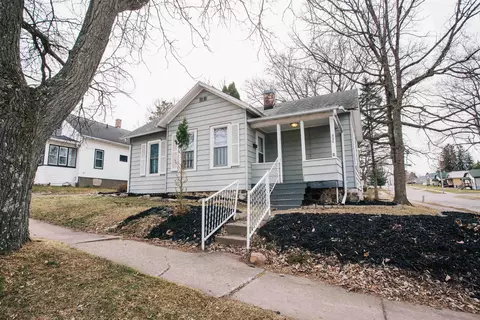 320 Park St, Neillsville, WI 54456