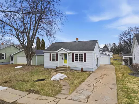 505 S Ash Ave, Marshfield, WI 54449