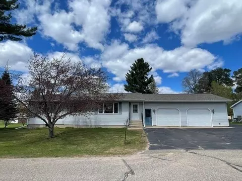 912 Duchac St, Antigo, WI 54409