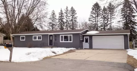 214 E 21st St, Marshfield, WI 54449