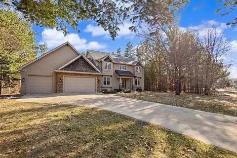 4465 River Dr, Plover, WI 54467