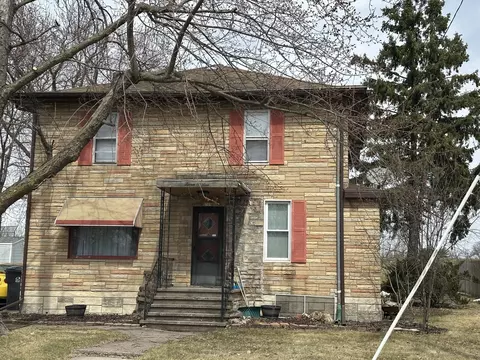 709 E 2nd St, Marshfield, WI 54449