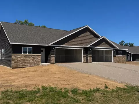 770 Morning Star Ln, Plover, WI 54467