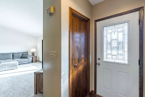 Entry Way - 2259 Ruby Dr, Kronenwetter, WI 54455 photo 1 of 8