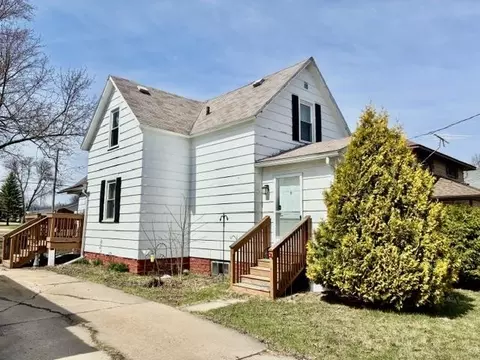 804 S Peach Ave, Marshfield, WI 54449