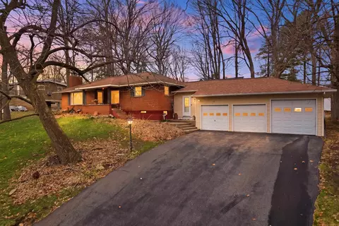 902 Parcher St, Wausau, WI 54403