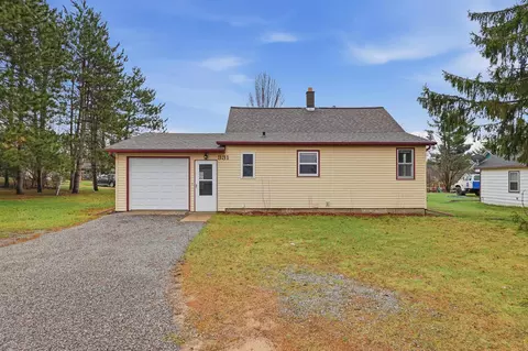 331 Second St, Rosholt, WI 54473