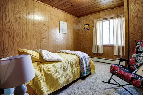 Bedroom - 2138 Sunset Dr, Tomahawk, WI 54487 photo 5 of 5