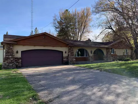 1415 1st Ave, Antigo, WI 54409