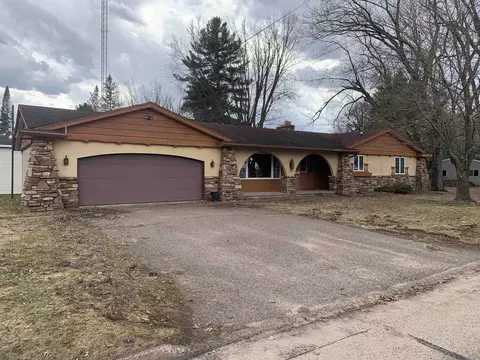 1415 1st Ave, Antigo, WI 54409